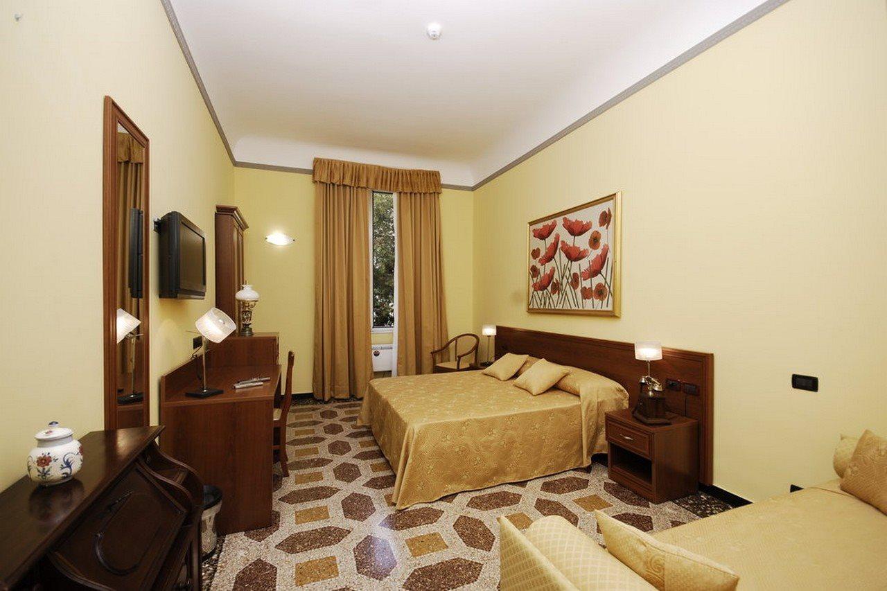 Actor Hotel Genova Esterno foto